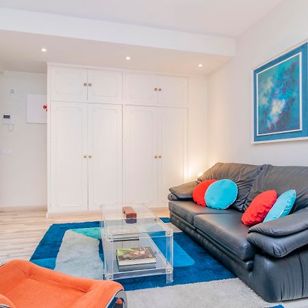 Far Home Gran Via Madrid Bagian luar foto