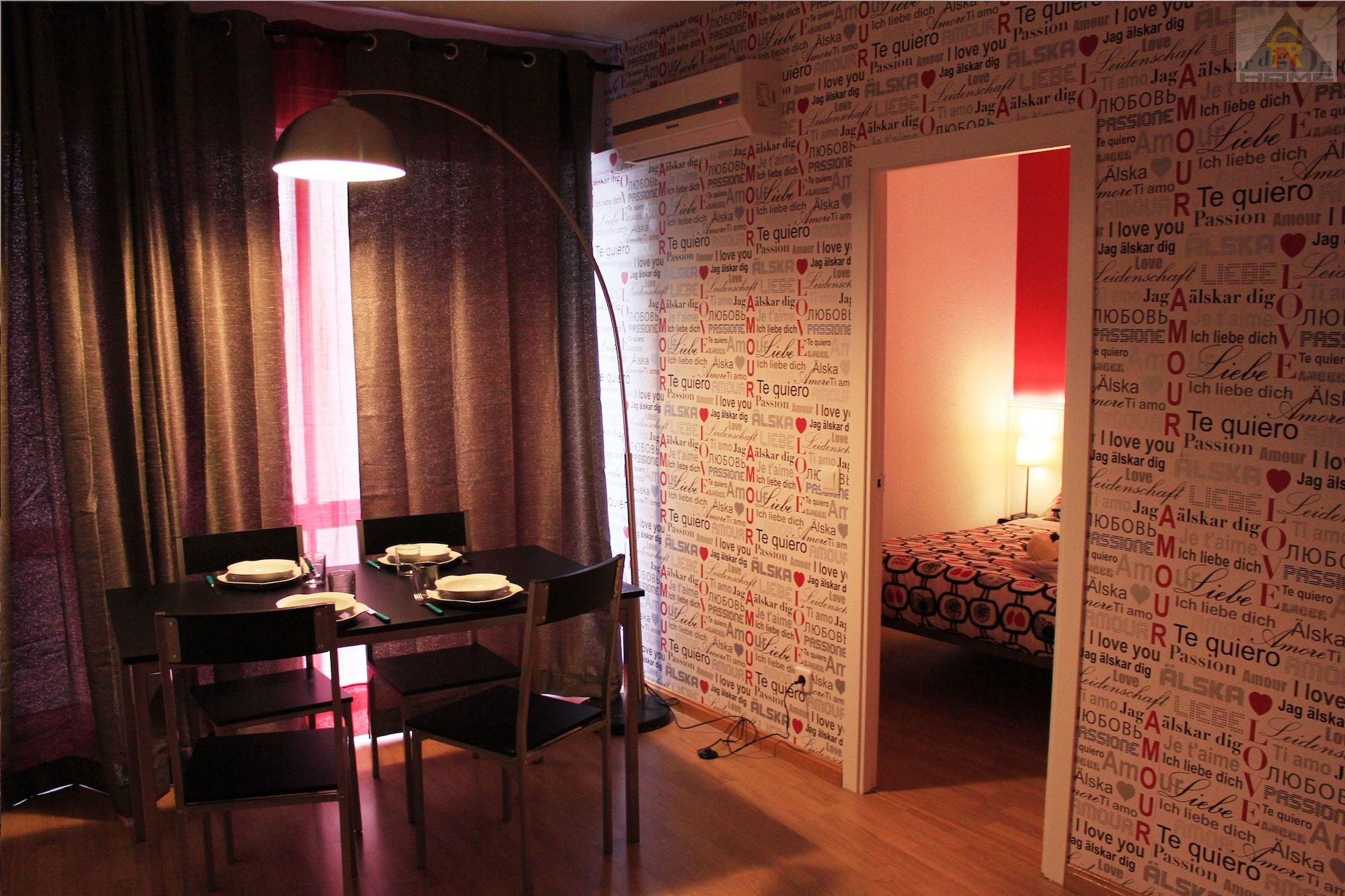Far Home Gran Via Madrid Bagian luar foto