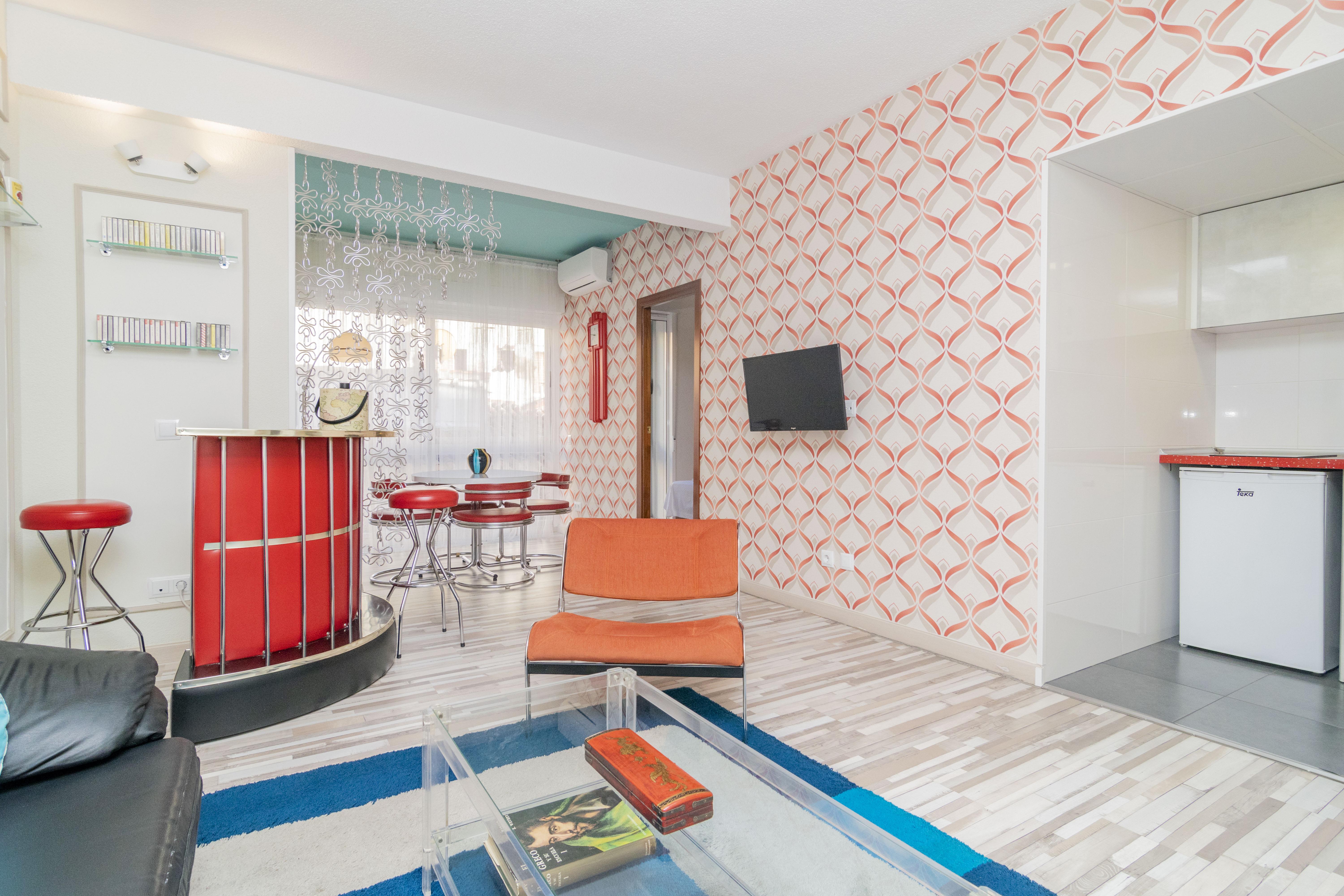 Far Home Gran Via Madrid Bagian luar foto