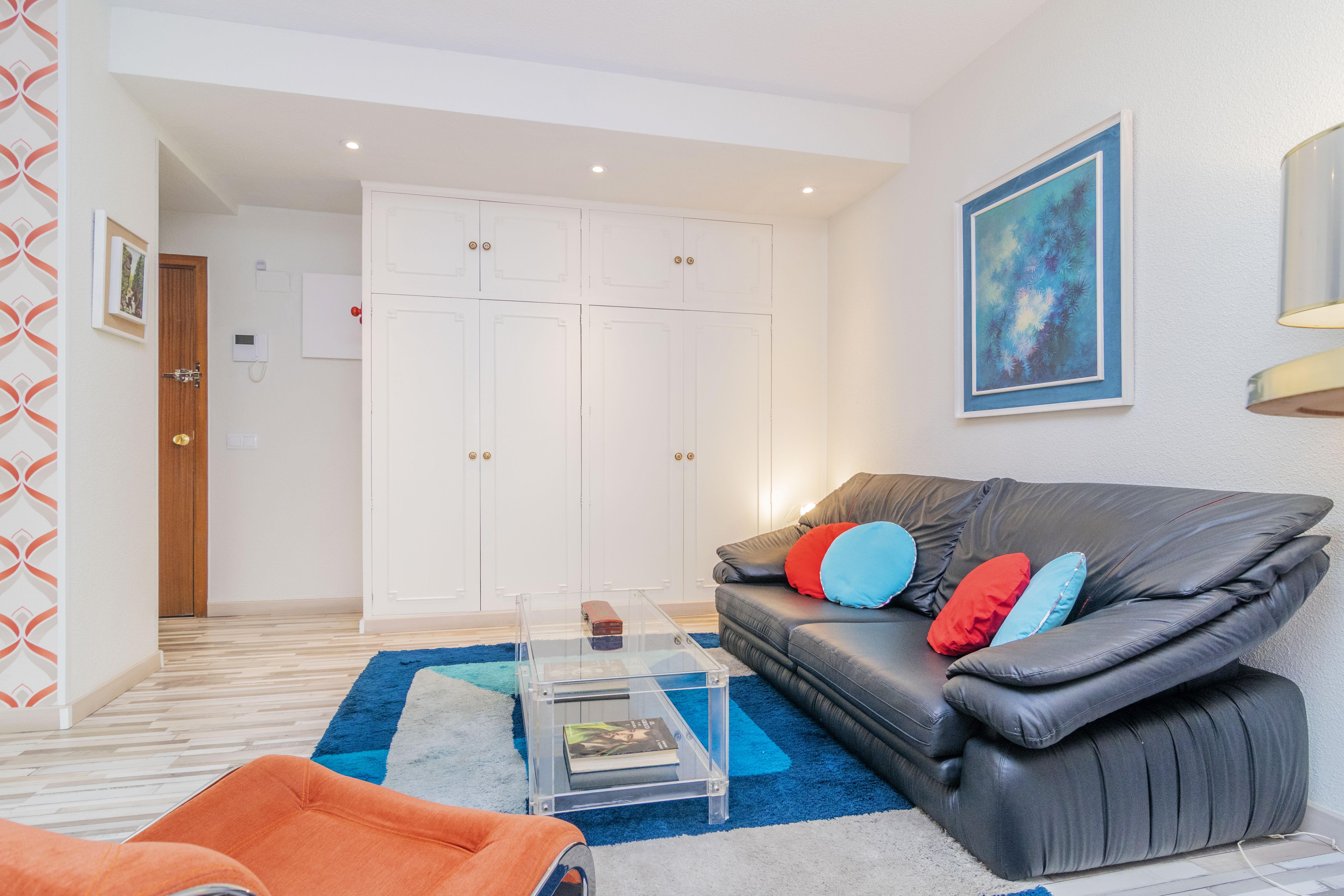 Far Home Gran Via Madrid Bagian luar foto
