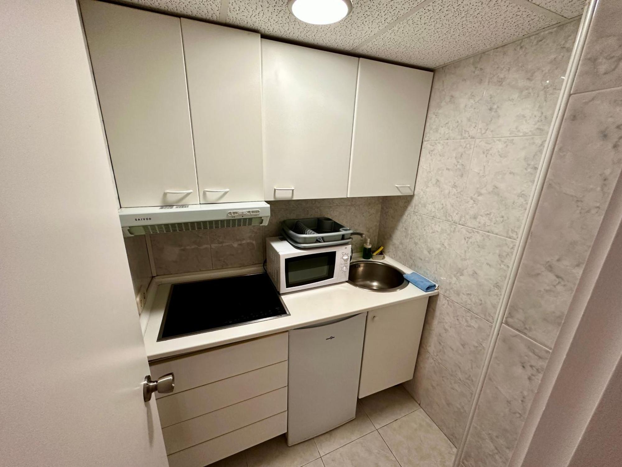 Far Home Gran Via Madrid Ruang foto