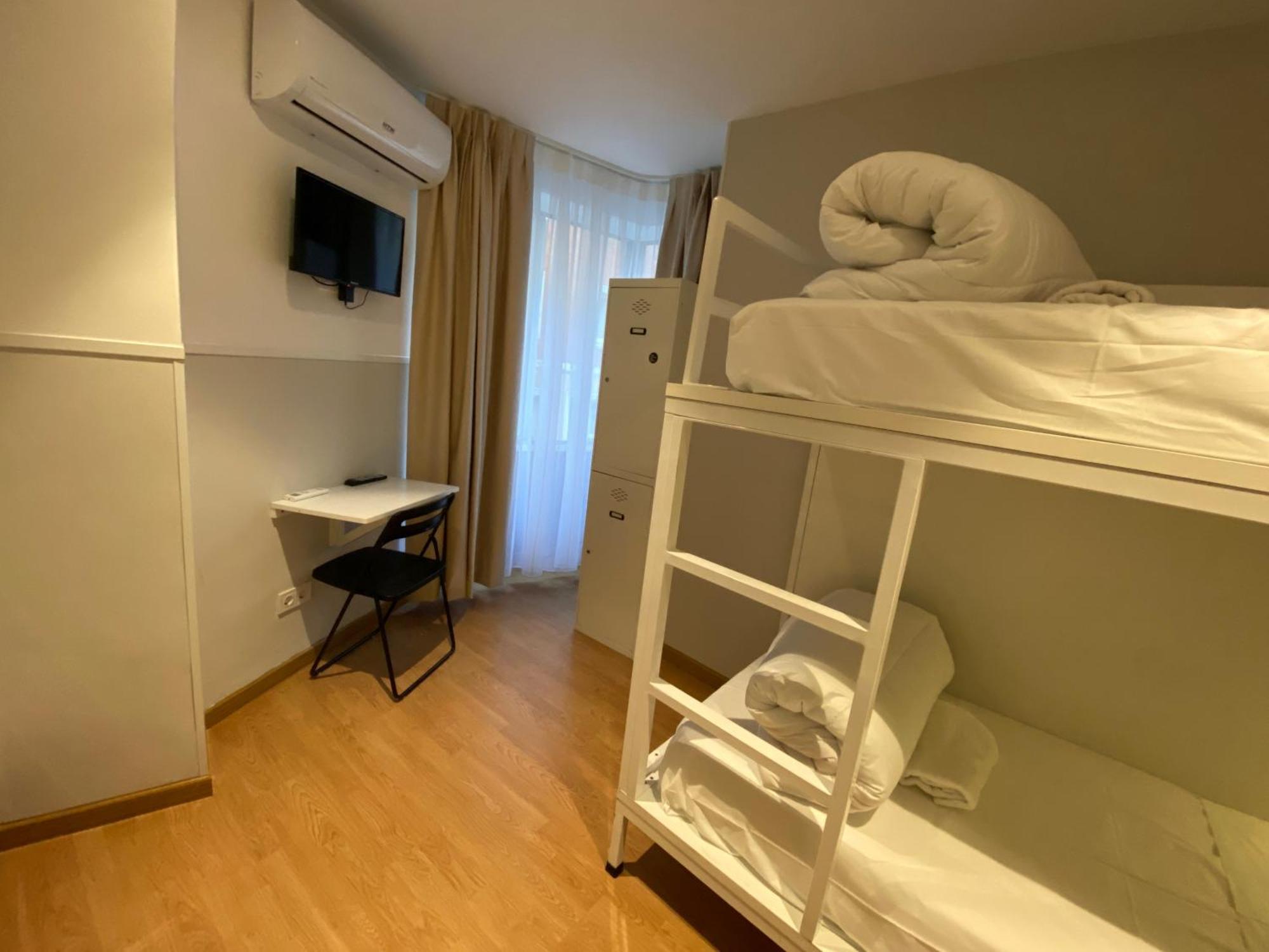 Far Home Gran Via Madrid Ruang foto